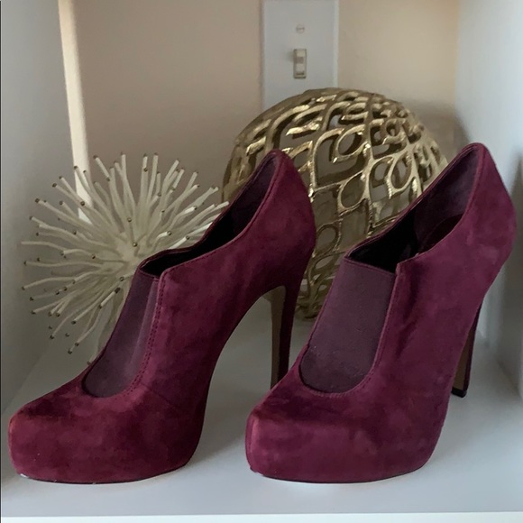 BCBG Heels -Never Worn! - Picture 2 of 5